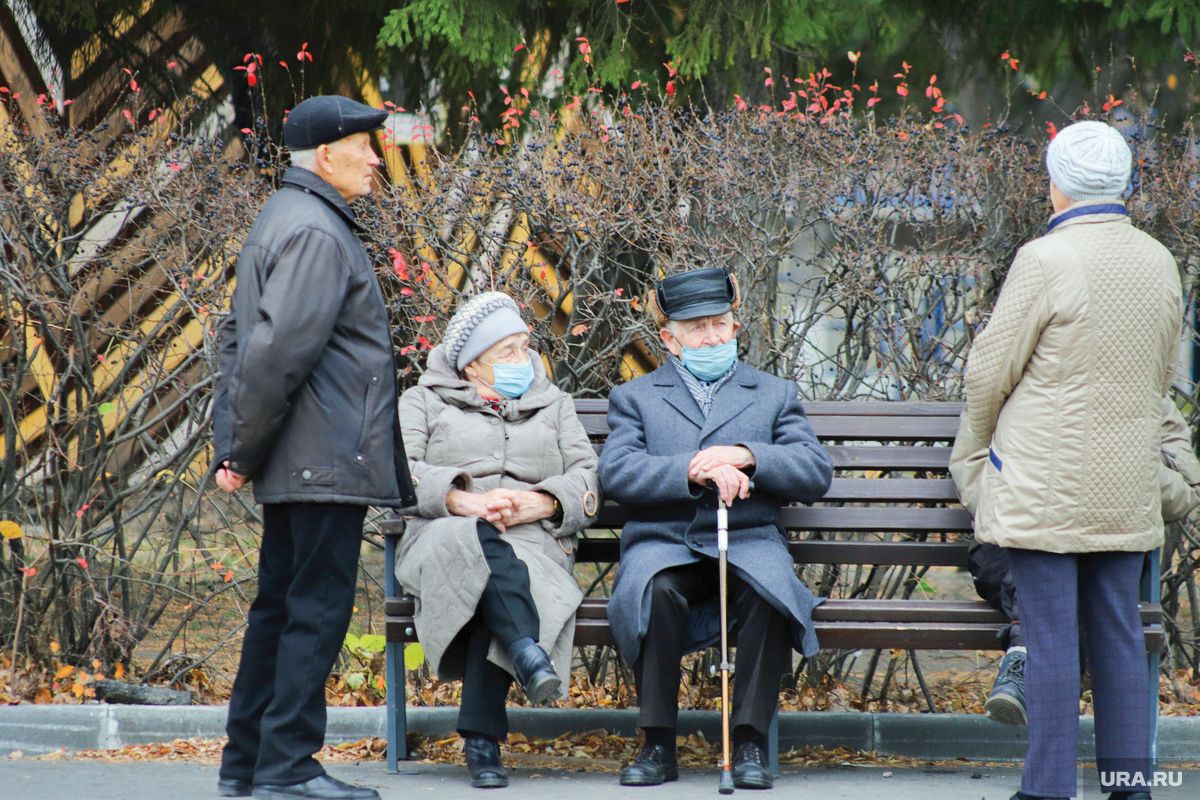 10 300 пенсии със запор в пандемията