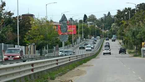 Отлагат частичното затваряне на пътя Варна-Златни пясъци